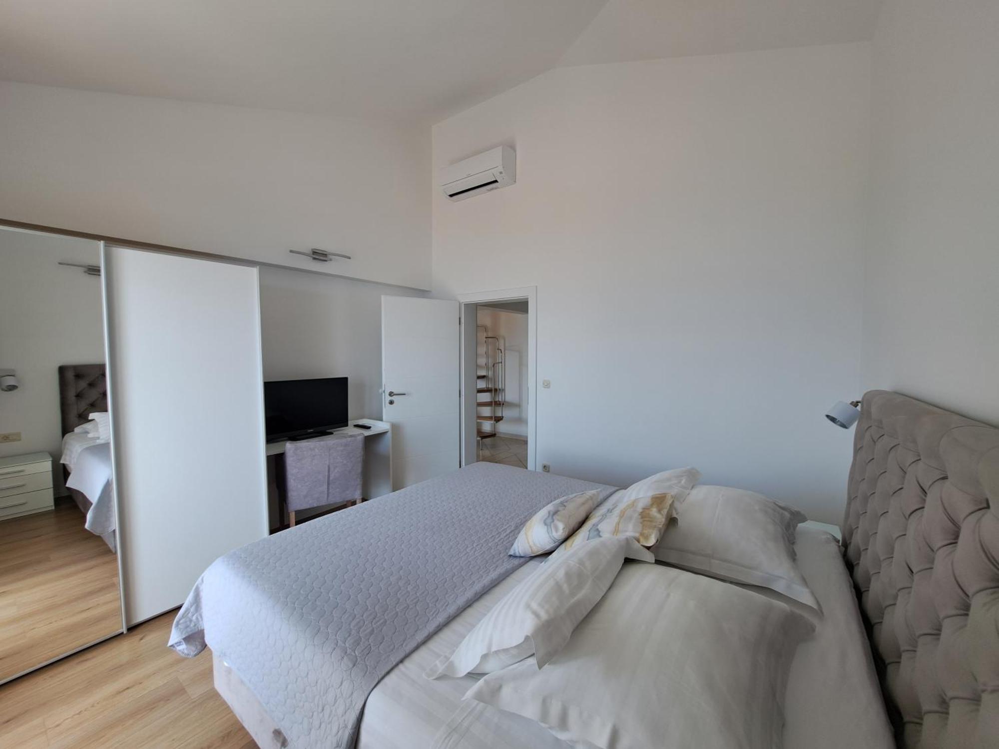 Apartments Marija Brela Eksteriør bilde